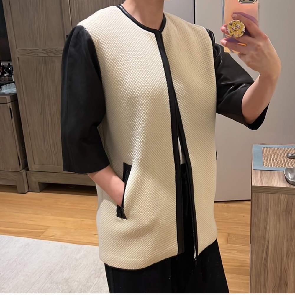 Alice + Olivia crème wool blend jacket with leather details XSmall (oversized)